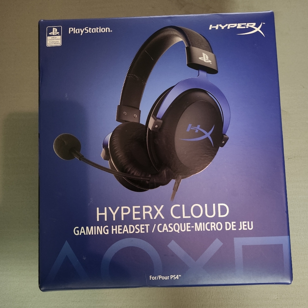 Hype Cloud Gaming Headset Black and Blue with Detachable Microphone